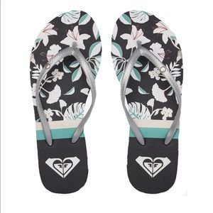 Roxy Bermuda Flip Flops; size 9. Black & Teal NWT